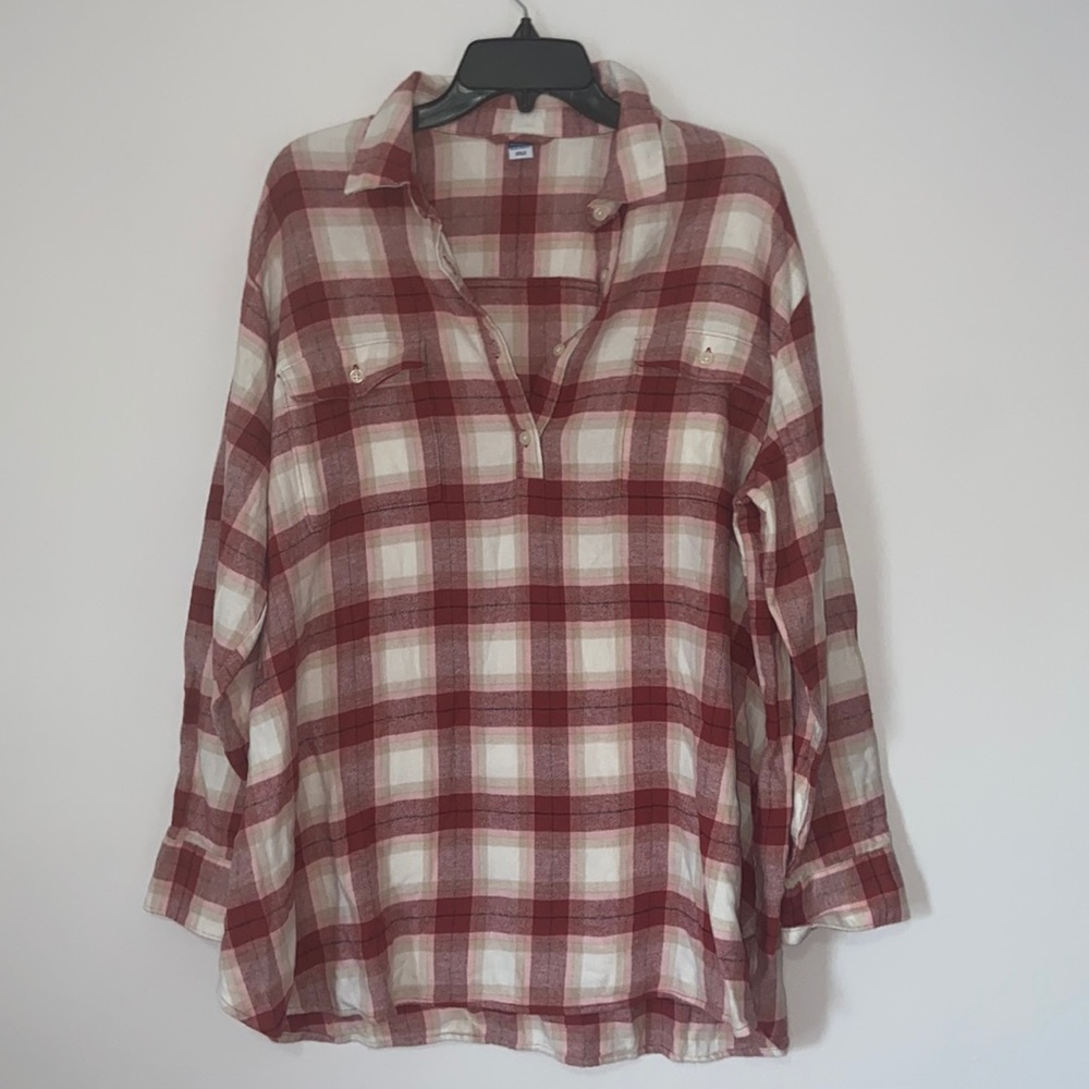 Old Navy maternity flannel tunic